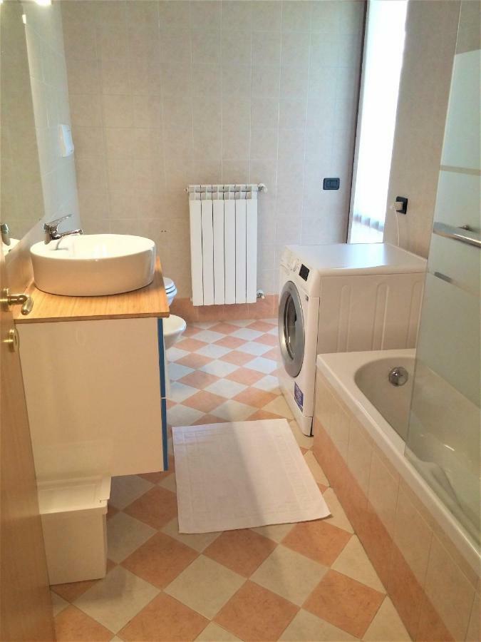 Bramasole Lake Villa Desenzano del Garda Dış mekan fotoğraf